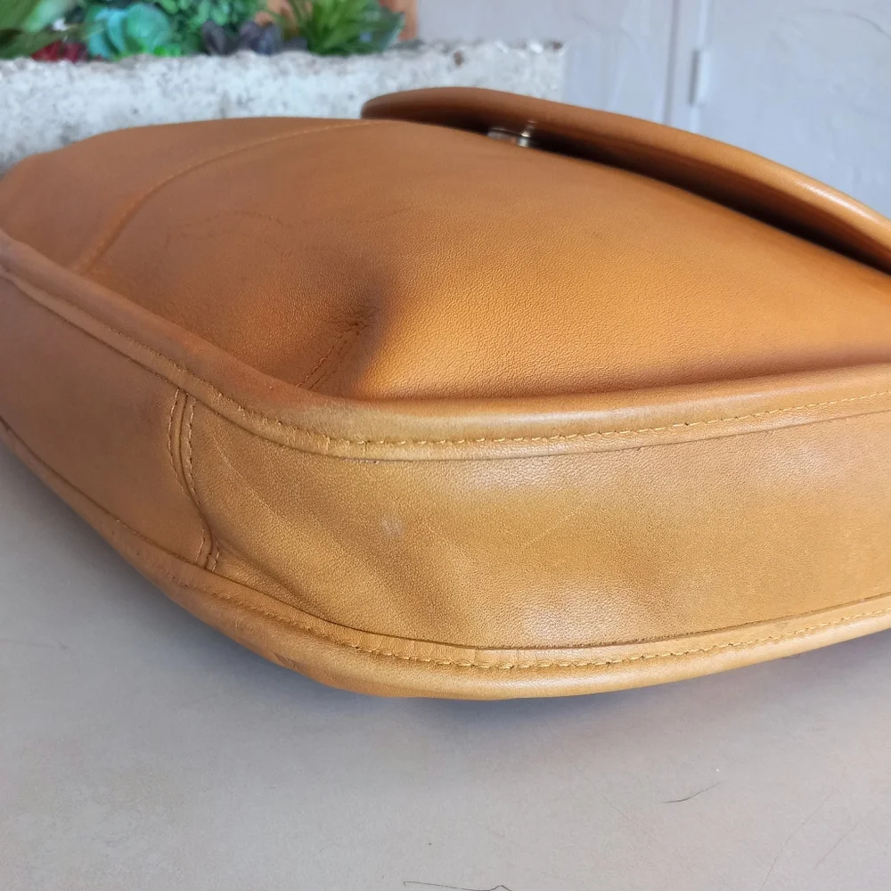Coach ORIGINALS Large Ergo Flap Bag In Mustard #9029 - Picture 9 of 15
